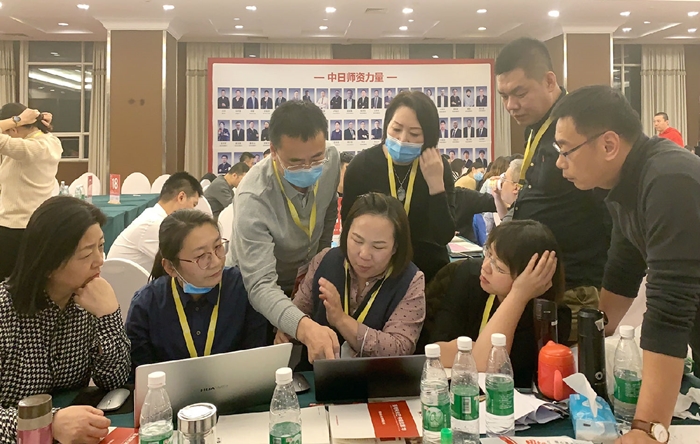 美汐清潔攜手旌華阿米巴一起描繪未來一年至五年企業(yè)發(fā)展藍圖